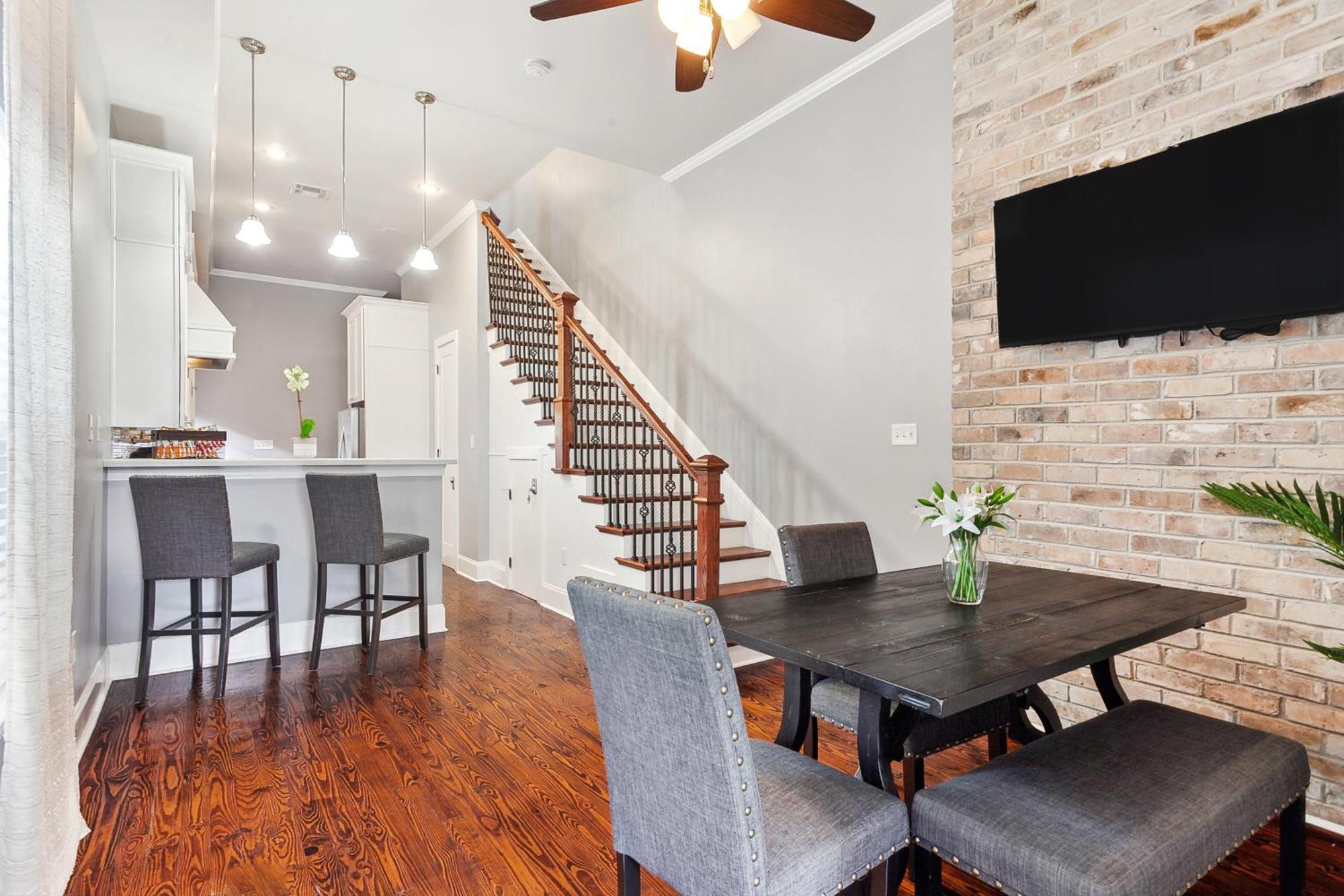 Amazing 3Bedroom Townhome, In Historic Dryade City نيو أورلينز المظهر الخارجي الصورة
